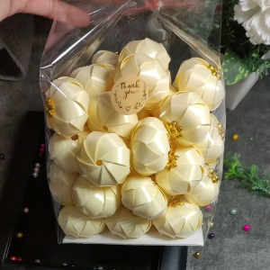 เหรียญโปรยทาน ลูกจันทน์ (ตัวเปล่า) 1 แพ็ค 50 ชิ้น พร้อมจัดส่ง