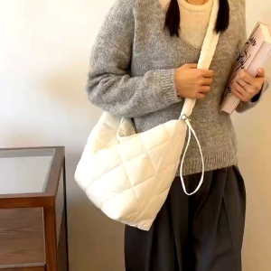 Tas Puffy Bag Helena: Tas Selempang Wanita Resleting & Tas Laptop Up To 14 Inch