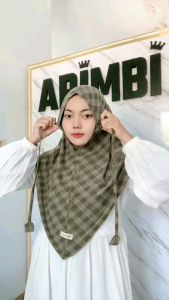 Hijab Bergo Instan Oval Polos Motif | Jilbab Dayli Instan Erina Malay Tali