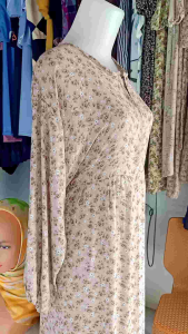 midi dress rayon spandex rayon super adem banget motif cantik dan menarik sudah punya blom yuk di order