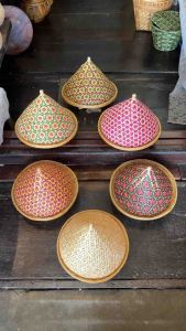 ฝาชี + กระจาด ซื้อ 1 ชุดได้ 2 ชิ้น  สานยกดอกลายดาวล้อมเดือน ขนาด 10 นิ้ว