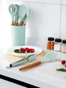 12 in 1 Set Peralatan Dapur Masak Silicon Plus Tempat Penyimpanan 49AA70