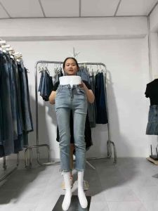 กางเกงยีนส์ขายาวผู้หญิงสาวอวบ ผ้ายืด สีฟอก