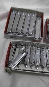 Gunting kuku 777 isi 12 pcs medium 777 tanggung