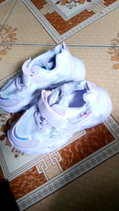 Sepatu Sneakers Princess Kuromi LED Import Anak Perempuan Ungu Pink Lucu/ Sepatu Kets Casual Impor Fashion Kuromi Viral Lampu Nyala Anak Cewek 1-6 Tahun/ Sepatu Kasual Pesta Lucu Cantik Anak Cewek Motif Kartun Kuro Sanrio Girl Cute Shoes Korea China New