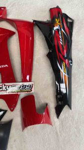 ชุดสีเวฟ125R เวฟ125อาร์ สีแดงสด-ท้ายดำ+ชุดอก ครบชุดใหญ่ (งานABS สนิททุกจุด ระบบสี2K สินค้าสีสดสวยไม่ซื้ด มีรับประกัน )สินค้าพร้อมส่งมีปลายทาง