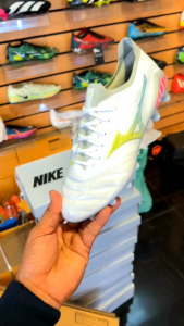 รองเท้าฟุตบอล Mizuno Morelia Neo 3 Elite FG [รองท็อป ใหม่ล่าสุด]