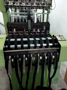 Tali webing lebar 3 cm panjang 50 yard X 10 gulung