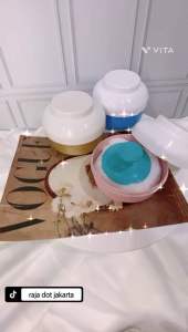 Termurah tempat bedak ekonomis isi 1 / puff tepuk bedak bayi / wadah kotak bedak murah