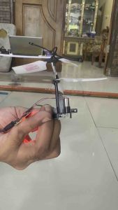 CUCI GUDANG Tail BladesBalingBaling Rotor  Set  Gearboxuntuk Remote Control Suku Cadang Helikopter RC Uk Mini