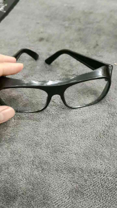 Kính bảo hộ lao động - Mắt kính thủy tinh