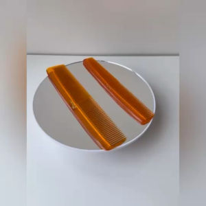 หวีรองซอยสีชามีให้เลือก 2 ขนาด Swan ใหญ่ OSCA เล็ก ทนทาน คุณภาพดี