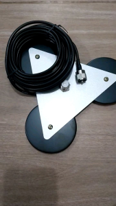 breket magnet segitiga kualitas premium buat antena mobil dan radio rig walkie talkie