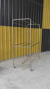 ราวตากผ้าสแตนเลส ทรงตัว U ยาว 1.50 เมตร ม. 6 เส้น เสาเรียบ แถม‼️ล้อล๊อค 1 ชุด ส่งฟรี📦