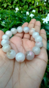 สร้อยข้อมือหินแท้คุนไซต์ หรือ คันไซต์ สวยมากเกรดพรีเมียม