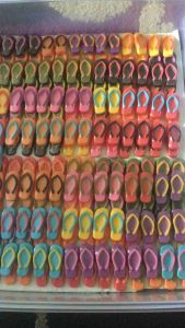 Coklat Karakter Sandal Jepit Kemasan Toples 250gr