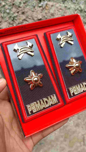 PANGKAT PEMADAM 3D LIS MERAH