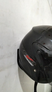 Gantungan selang air / Gantungan helm