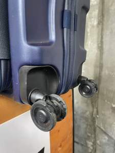 ล้อกระเป๋าเดินทาง Lojel Cubo ของแท้100% [สินค้าพร้อมจัดส่ง!!]