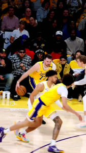 JERSEY BASKET LUKA DONCIC #77 LAKERS LAKESHOW
