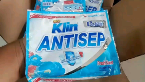 Detergen Bubuk Antisep Renceng /1 sachet berat 42 gram