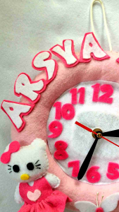 Gantungan Jam Dinding Hello Kitty Bahan Flanel Custom Nama 100% Handmade