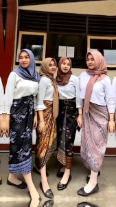 rok lilit batik free ring / rok lilit kain batik bahan sutra HQ / rok lilit bawahan kebaya rok lilit wanita