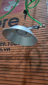 Đèn sưởi dùng biogas chăn nuôi điếu bằng inox 304 khoá kim loại siêu bền