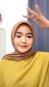 Bella Square Hijab Segiempat Plain Square JAHIT TEPI Polycotton Premium Anti Letoy