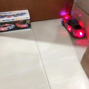 Mainan Mobil Sport Car Bening dengan Musik & Lampu