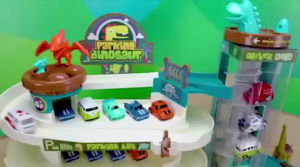 Dinosaur Park Building includes: 4 cars 2 dinosaur 1 building batteries NOT INCLUDED