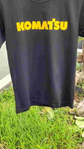 Kaos Gambar Alat Berat Komatsu Lengan Pendek