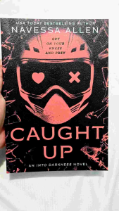 Caught Up  Navessa Allen Into Darkness #2 (Paperback)