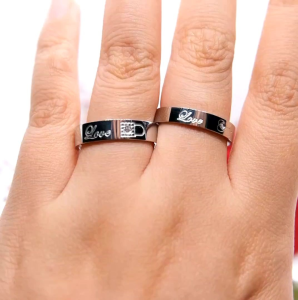 [GRATIS CETAK NAMA] Cincin Couple Titanium Anti Karat R23 | Cincin Pasangan | Cincin Hadiah | Cincin Lamaran | Cincin Tunangan | Aksesoris Pria Wanita