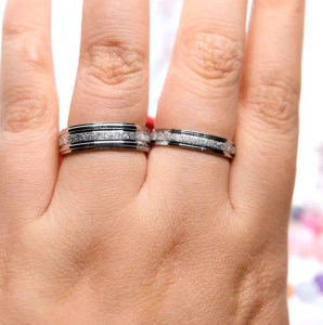 [GRATIS CETAK NAMA] Cincin Couple Titanium Anti Karat R05 | Cincin Pasangan | Cincin Hadiah | Cincin Lamaran | Cincin Tunangan | Aksesoris Pria Wanita