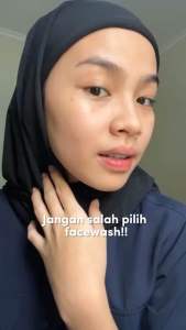 Glad2Glow Blueberry Ceramide Low pH Gel Cleanser Sabun Cuci Muka Facial Wash