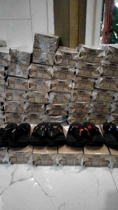 Sandal Weidenmann Pria Sandal Gunung Cowok Dewasa Casual warna merah size 39-43