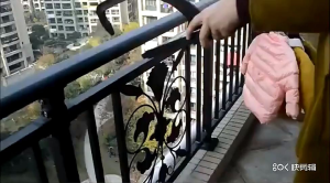 Rak Gantung Balcon Jemuran Handuk Baju / Hanger Balcon Jemuran Baju