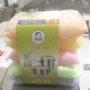 Spon Busa Cuci Piring Isi 5: Spon Cuci Piring Berkualitas Tinggi