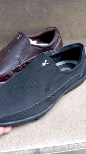 Sepatu Casual Kulit Pria