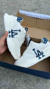 รองเท้าผ้าใบ Grade Hiend สำหรับผู้ชายและผู้หญิง - คุณภาพดีไซส์ 36-43 งานดี สวย (ML rithon HI)