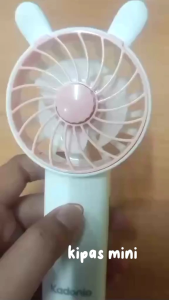 MURAH - KIPAS ANGIN KARATER PORTABLE / KIPAS GENGGAM MINI /KIPAS ANGIN+TATAKAN HANDPHONE