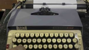 Typewriter Different Unit available | 3 additional Ribbon