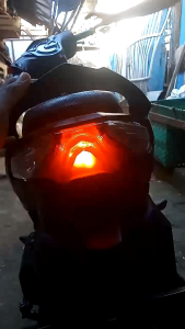 lampu rem stop led bayonet 30 mata running kedip kaki 2 dc 12 v universal sepeda motor Motorcycle