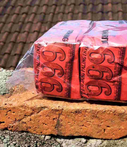 Teh 999 Teh Khas Solo 1 Pack isi 10 Pcs