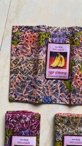 ผ้าโสร่งหญิง ผลไม้ตรากล้วย