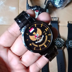 Alam Jaya Shop: Jam Tangan Pria & Wanita Desain Unik & Stylish