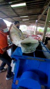 เครื่องผสมแนวนอนขนาด 100 kg - ตัวถังสแตนเลส เบาดูแลล่าสุด (manual weight bench)