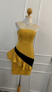 เดรสแฟชั่น ผ้าดี เข้ารูปทรงสวย งานป้าย