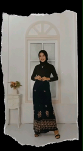 Sarung Santri Putri Wanita Rayon Motif Batik Muslim Kekinian